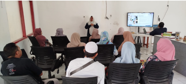 Pelatihan Go Modern dan Go Digital serta Penyerahan Sertifikat Halal Self Declare