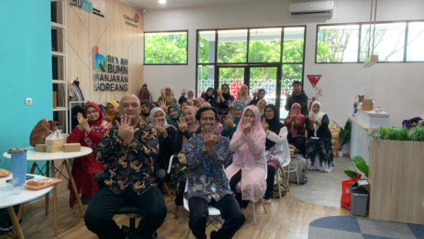 Kartini Berdikari, Rumah BUMN Banjaran Soreang Bekali UMKM Go Digital dengan Etika dan AI